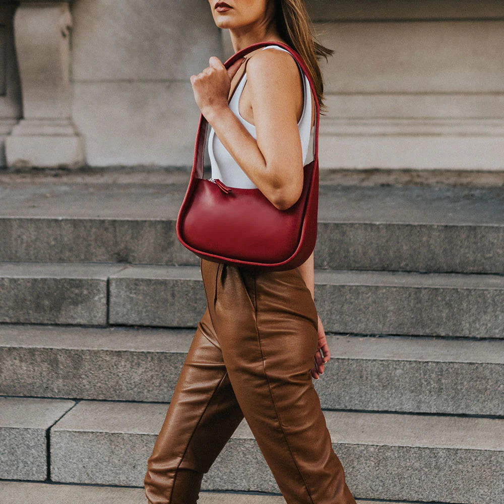 WILLOW Red recycled vegan shoulder bag